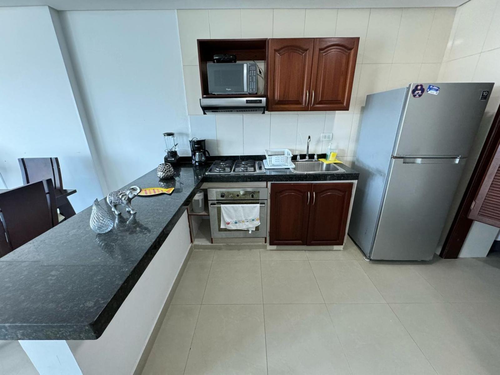 Apartamento En Laguito Ed Torres Del Lago 604 Icdi Картахена Экстерьер фото